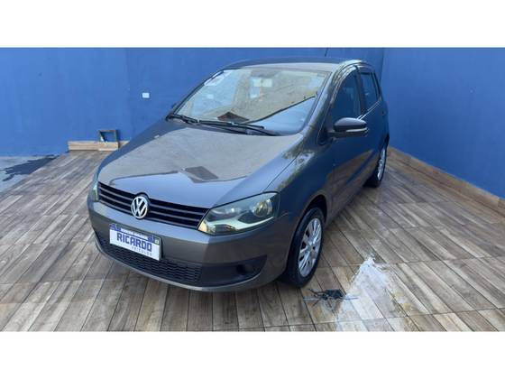 VOLKSWAGEN FOX 1.0 MI TREND 8V FLEX 4P MANUAL VOLKSWAGEN FOX 1.0 MI TREND 8V FLEX 4P MANUAL